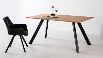 Mesa de Jantar Mei