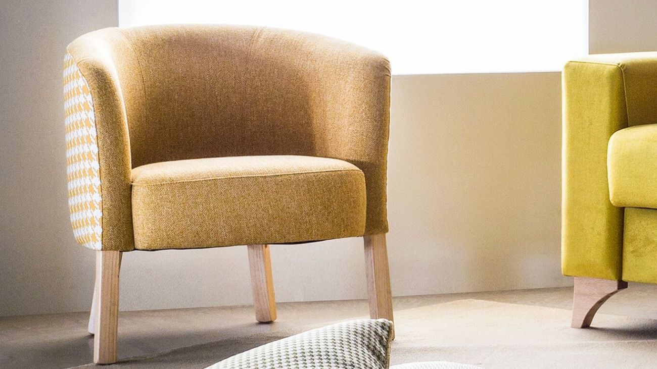 Poltrona Maria 600, Poltronas e Cadeirões
